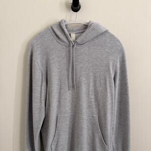 men’s light “athletic heather” grey ALO YOGA micro waffle fast break hoodie [M]